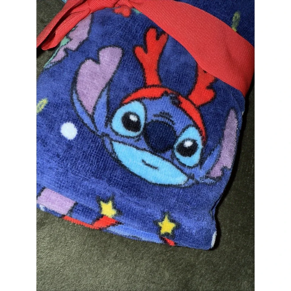 Disney Winter Holiday Stitch 2pk Hand Towels Reindeer Stitch Blue‎ New